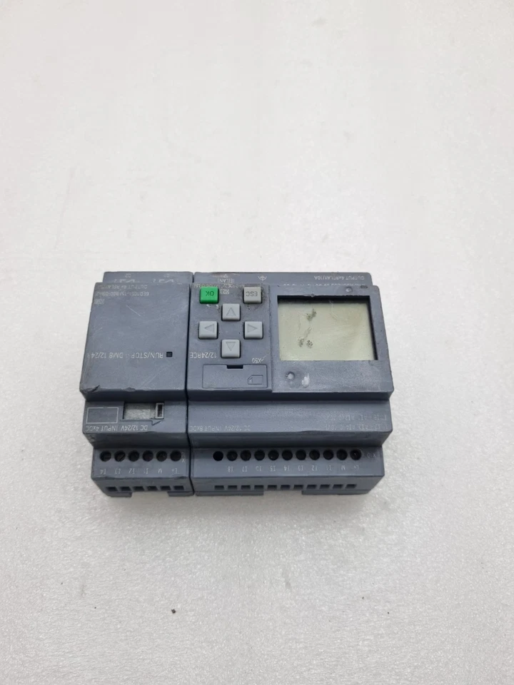 Siemens 6ED1052-1MD08-0BA0 Logo With 6ED1055-1MB00-0BA2 Expansion Module (Used)